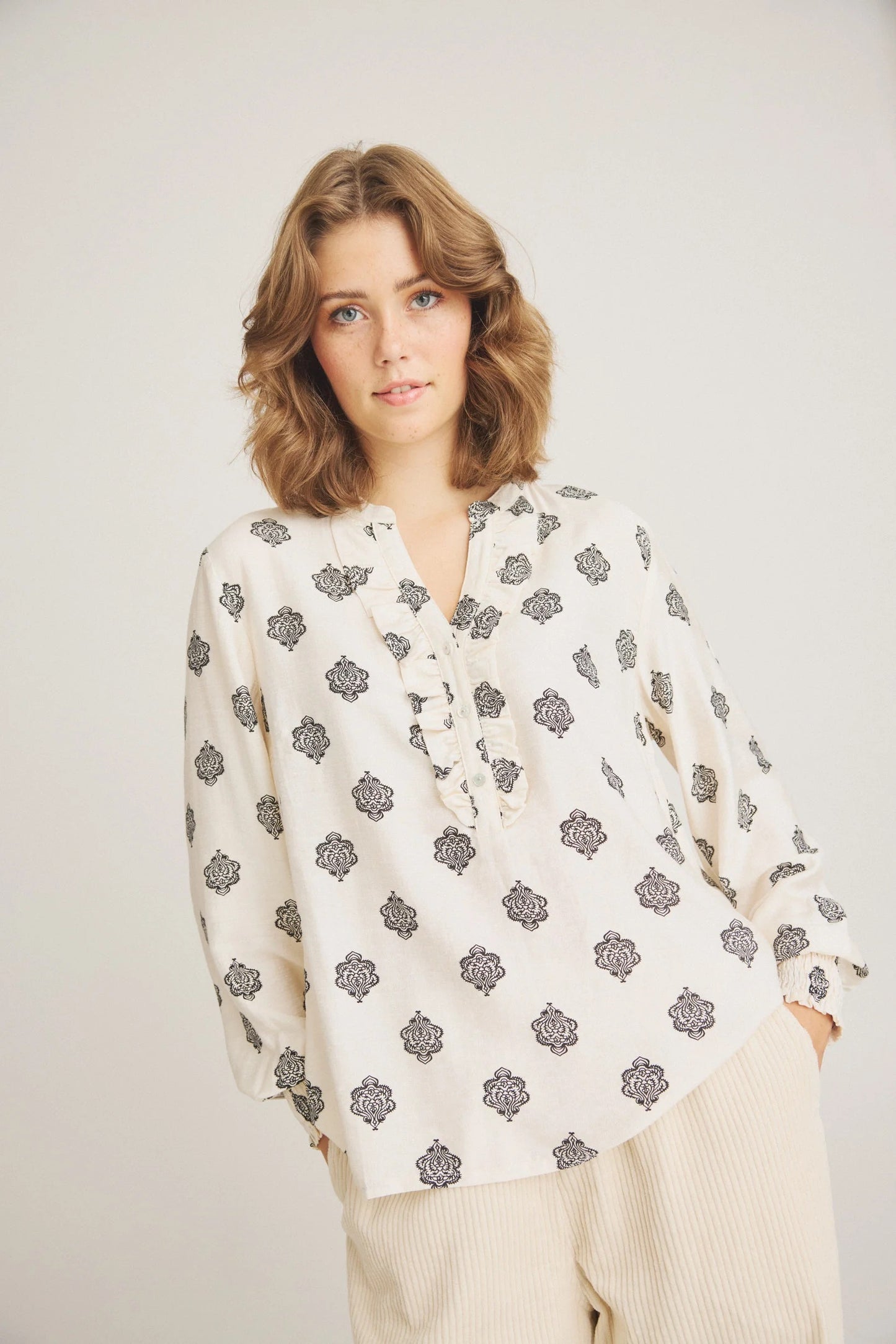 Ansigata Bluse