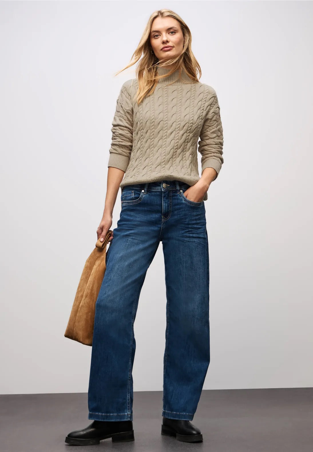 Turtle neck Cable strik