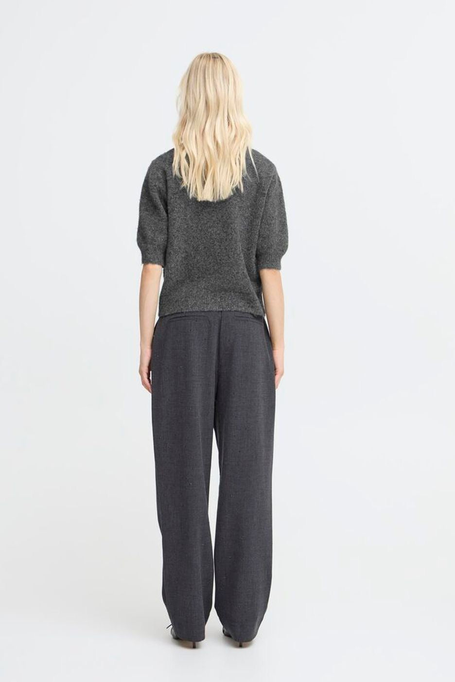 Omea Cardigan