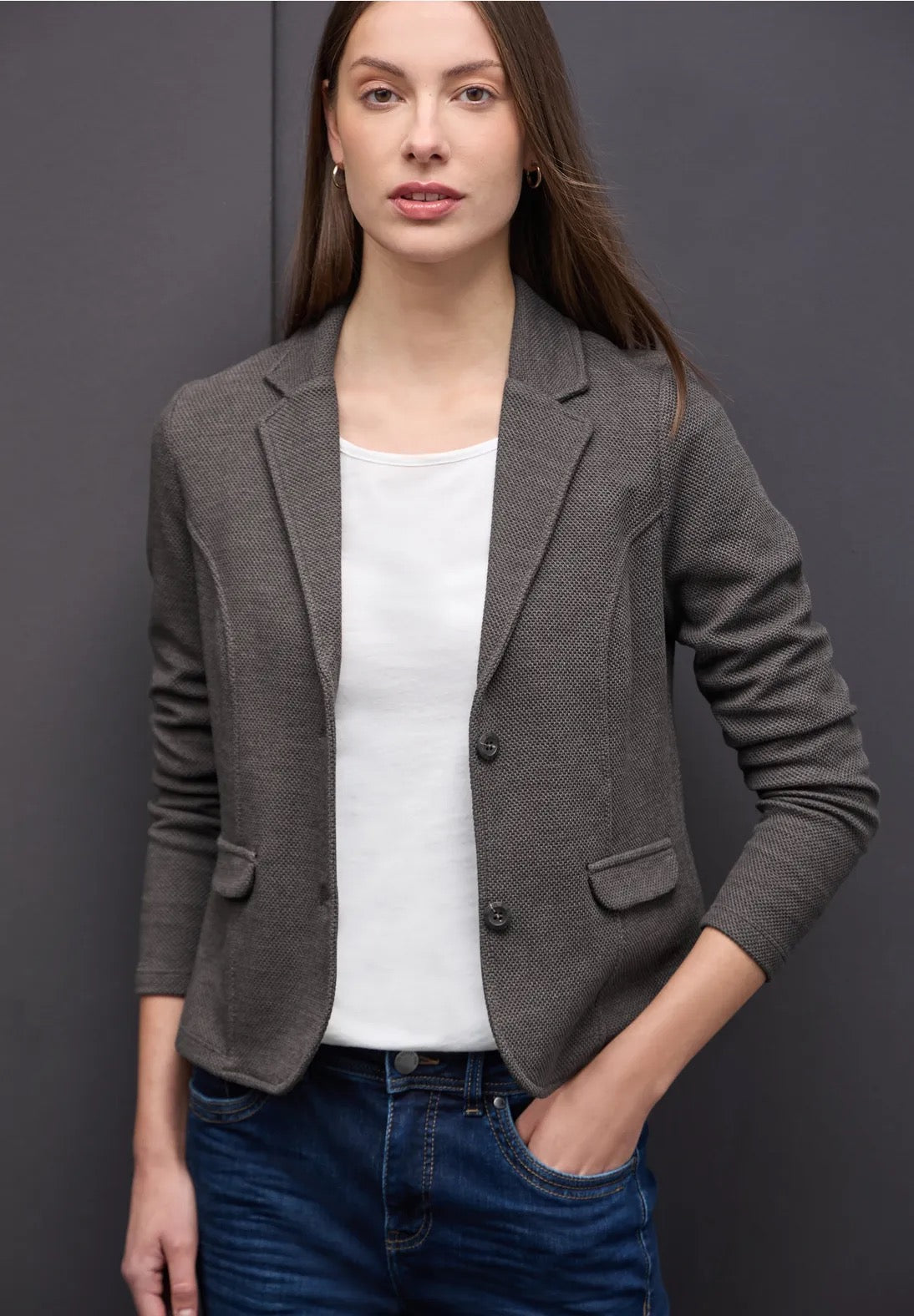 Basic Blazer