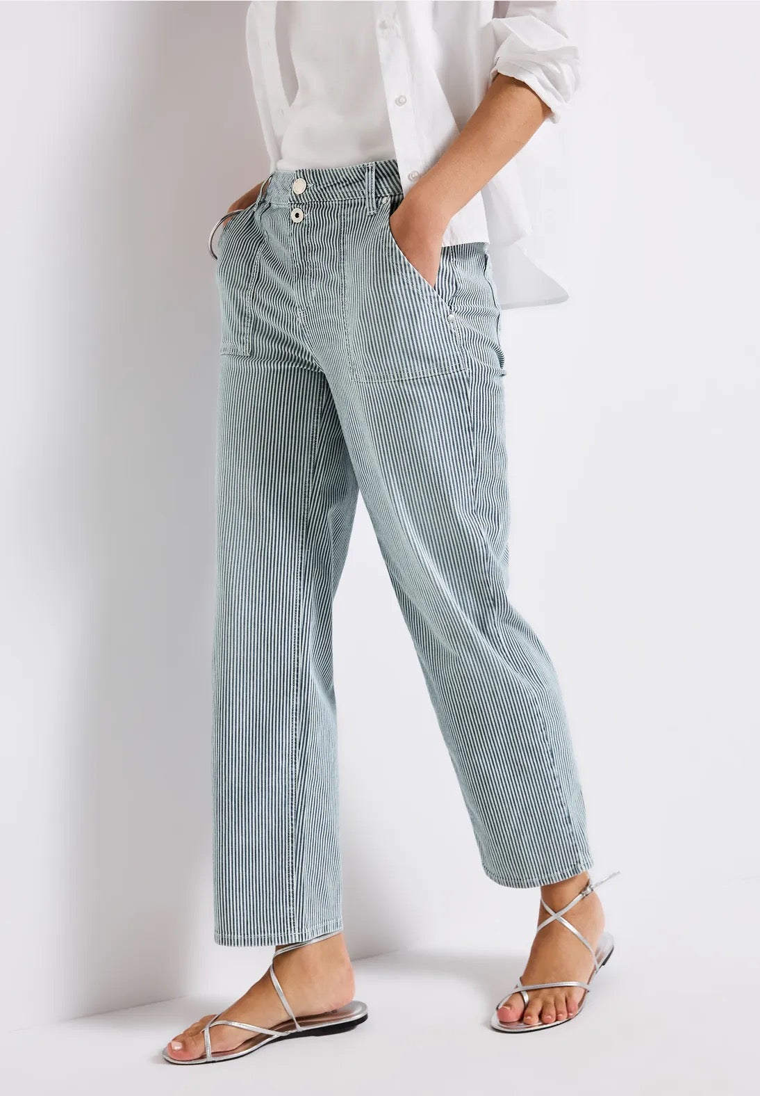 Casual fit jeans