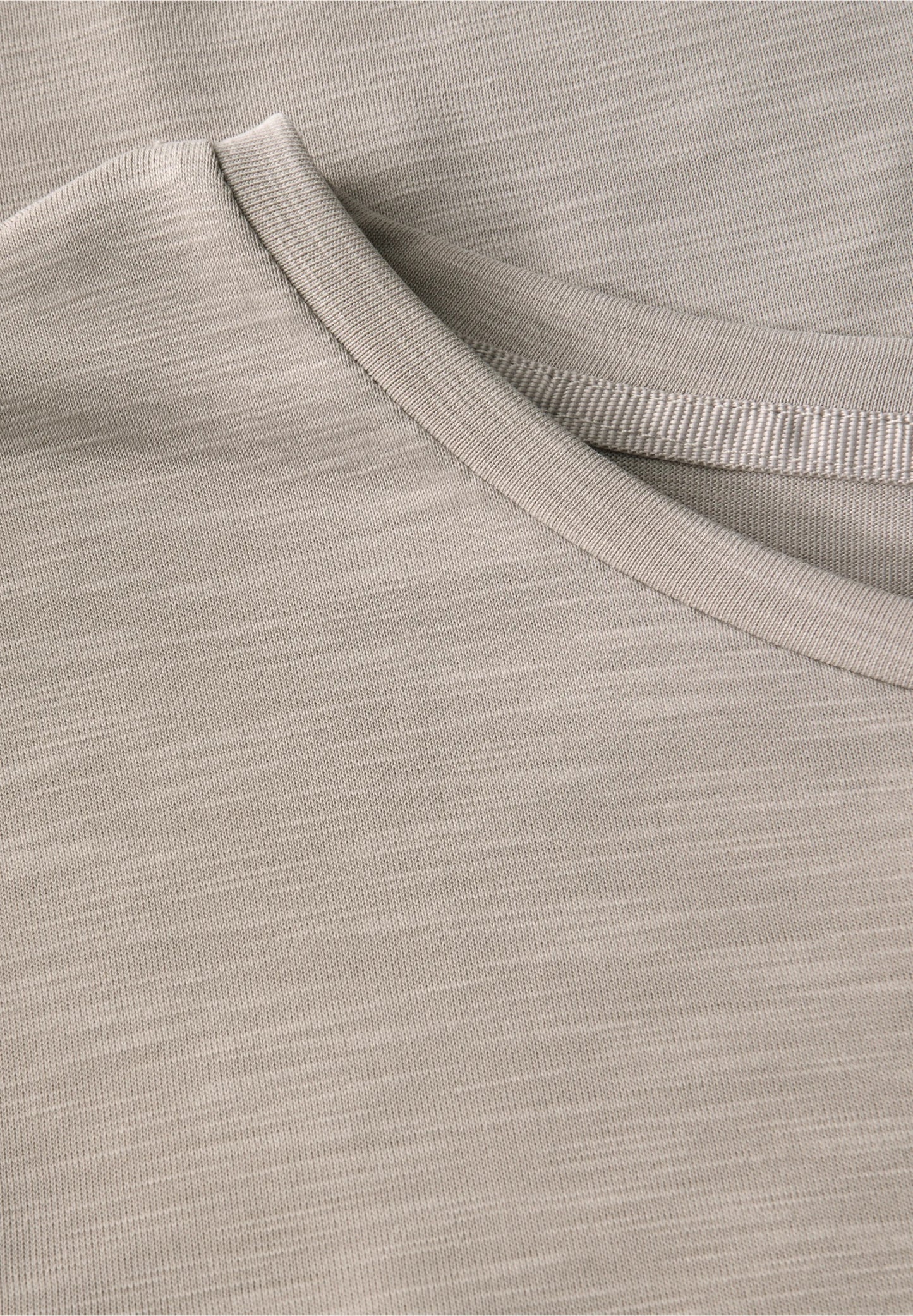 Silk look T-shirts