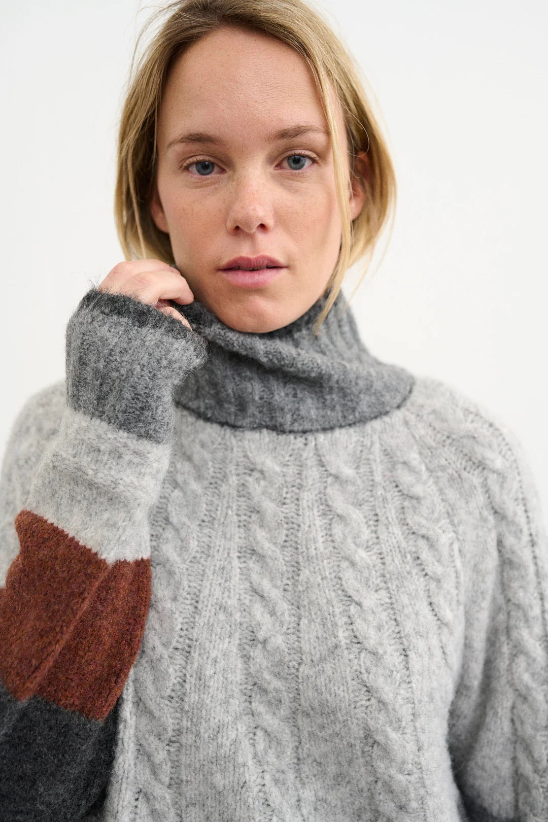 Hasina Turtel Pullover