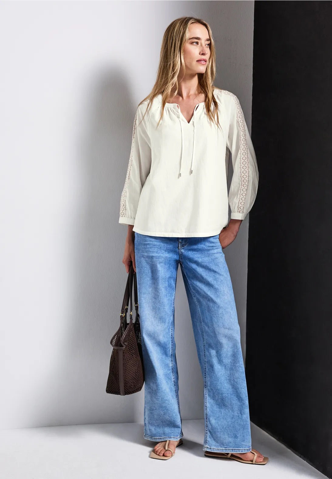 Broderet skjorte bluse