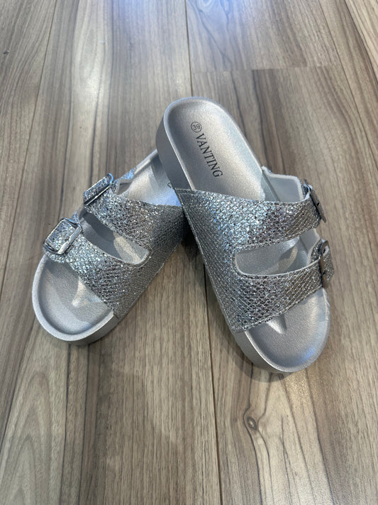Sandal